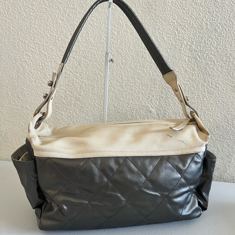 Chanel Two-Tone Patent Leather Shoulder Bag - - Picture 2 of 14